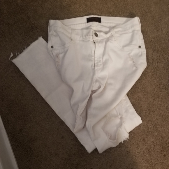 Euc ladies distressed james jeans - Picture 2 of 7